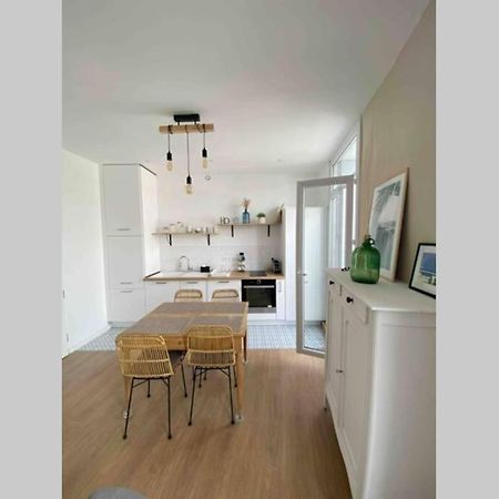 Sur Le Bord Du Quai Apartment Sète Exterior foto
